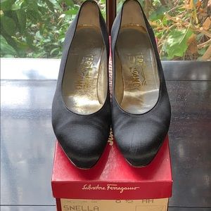 Ferragamo "Snella" Heels